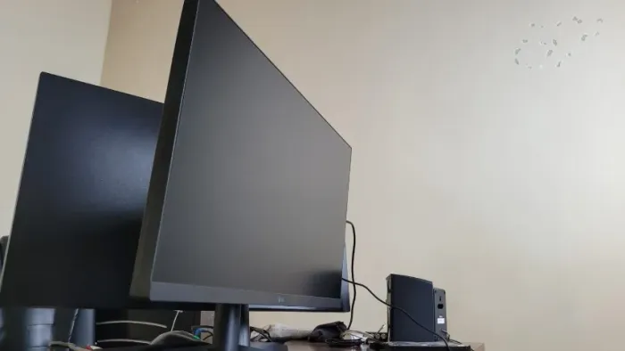 Kit Monitor LG 24" IPS 100Hz (24MS500) + Braço Articulado B-MAX BMG-25