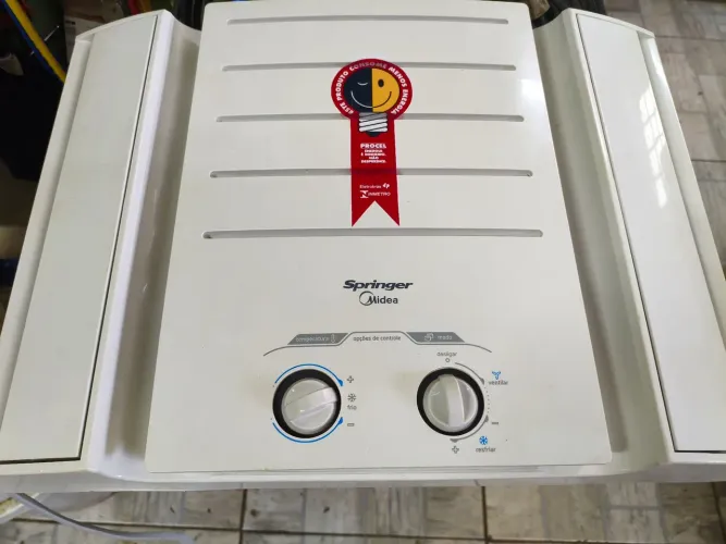 Ar condicionado Springer Midea 7500 Btus.