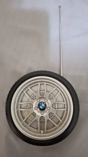Rádio de Pilha Roda BMW