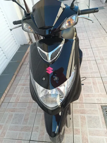 Burgman 125 ano 2008 reformada