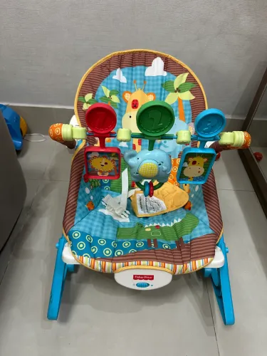 Cadeira balanço de bebê 