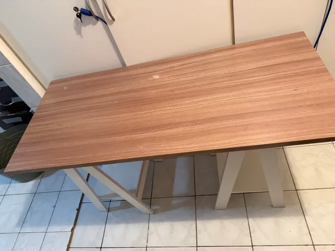 Mesa estudos /escrevaninha 