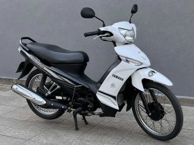 Yamaha Crypton 115 K apenas R$ 8.000,00