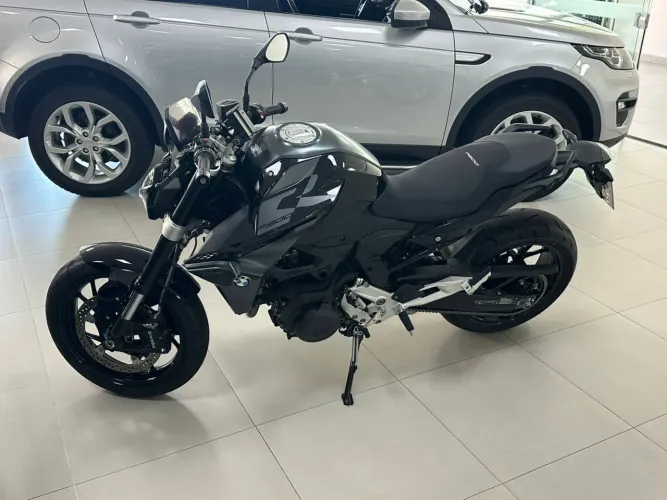 BMW F900 Sport Plus