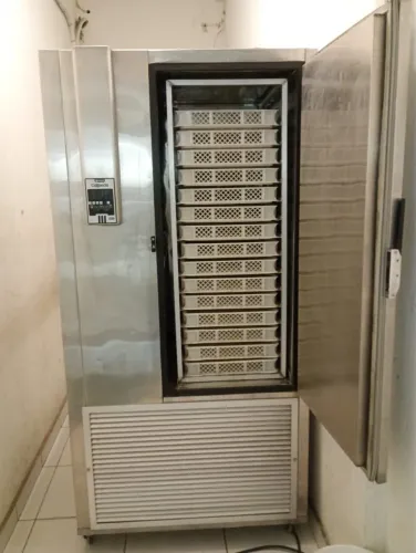 Câmara fria de ultracongamento