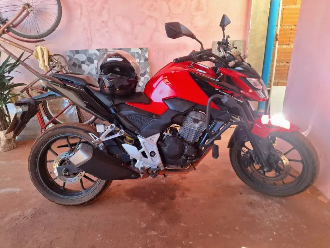 CB TWISTER 300F ABS | 2023 | Vendo ou troco | Faça sua proposta no chat
