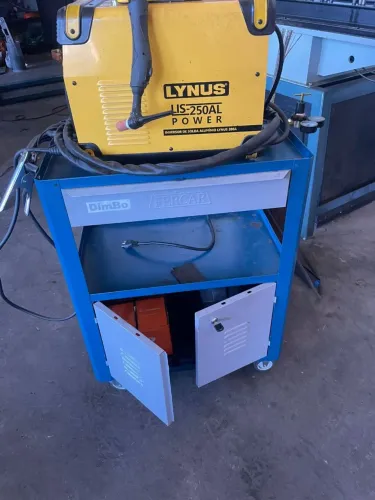 Vende-se