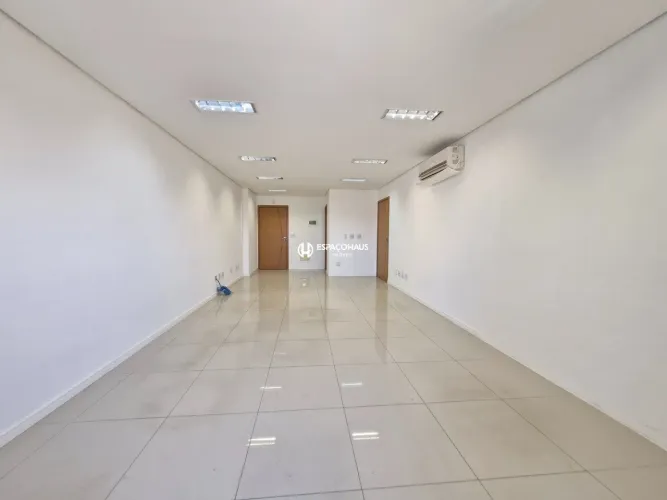 Sala Comercial de 40 m² para Alugar ou Venda no Office Premium em Indaiatuba -SP