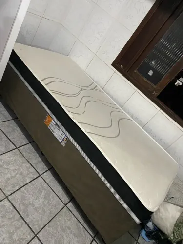 Vendo cama solteirão