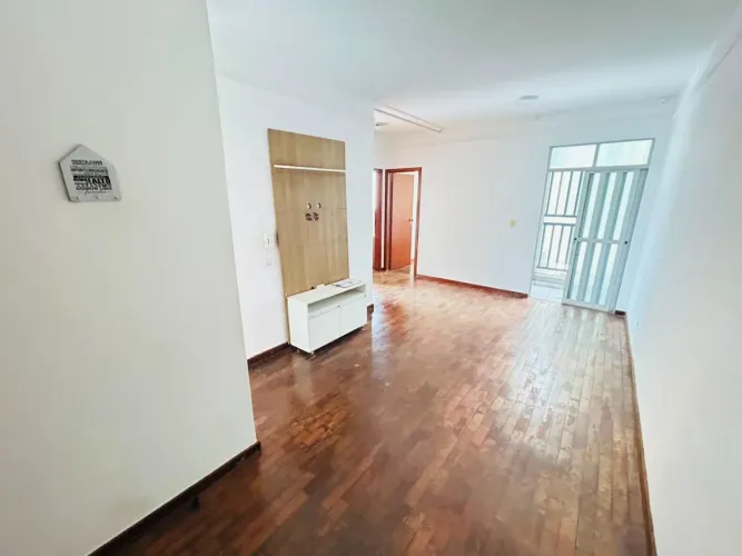 Apartamento com 3 dormitórios à venda, 72 m² por R$ 266.000,00 - Rio Branco - Belo Horizon