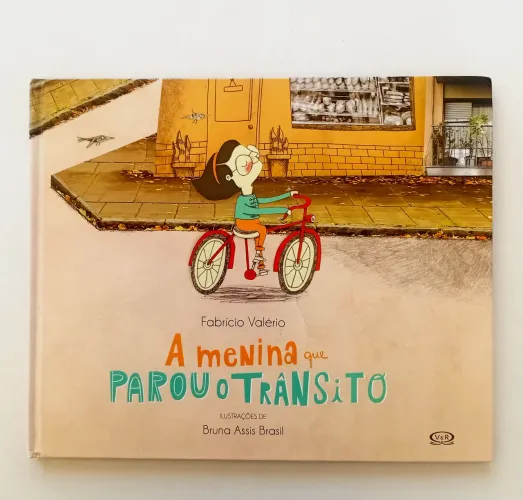Livro A menina que parou o trânsito - Fabrício Valério