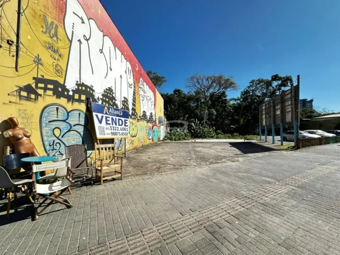 Excelente terreno com 748 m² de área no Centro em Blumenau!