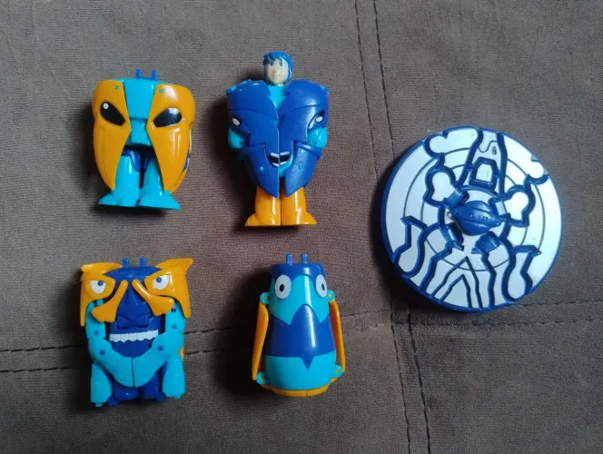Lote Totens de Ar completos Missão Totem Coleção Revista Recreio 