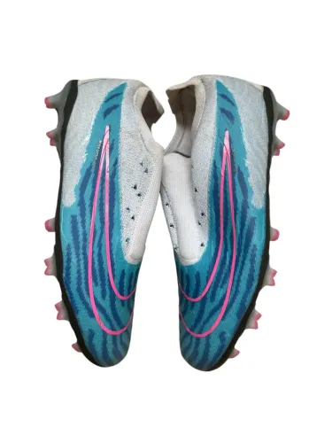 Chuteira Nike Gporknit nova 