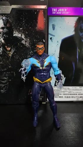 Raio negro - Mcfarlane Toys 