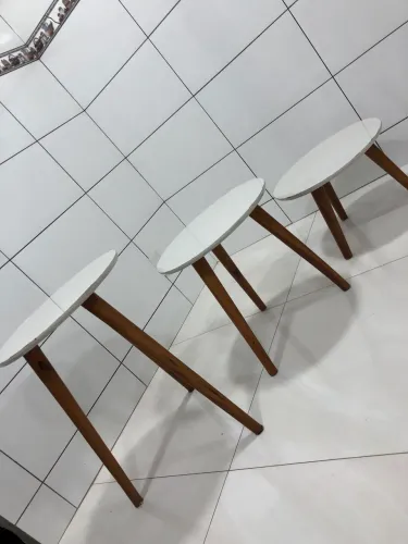 MESINHAS MUITO NOVAS