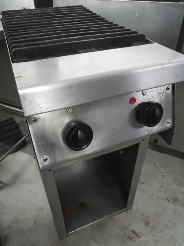 Fogão 2 bocas , todo em Inox , da Macom , retirada Gamboa