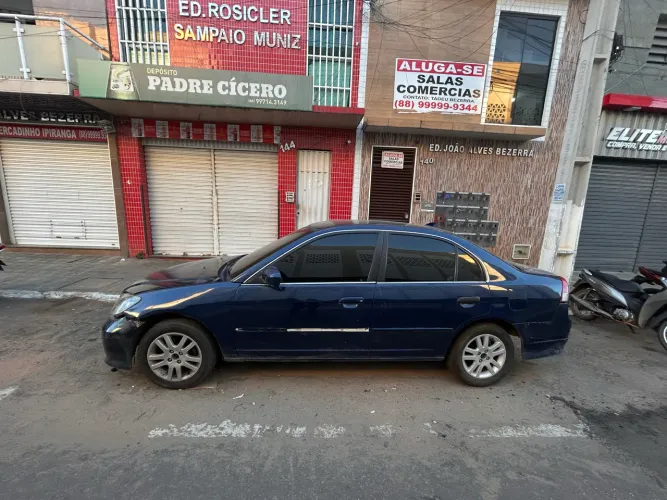 Honda Civic Sedan LX 1.7 16V 115cv Mec. 4P 2004