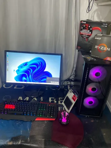Ryzen 5 8 giga placa gtx 4 giga ssd hd monitor Acer 22 fonte 600w kit mouse teclado fone
