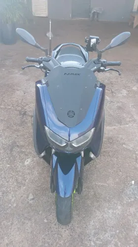 Nmax 2021 baixo km 