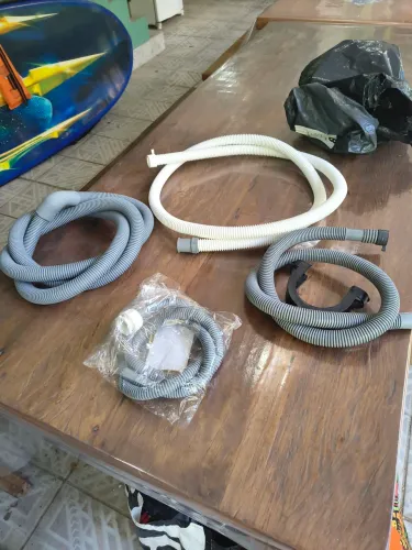 Mangueira saída água tanquinho e máquina de lavar e 1 entrada tanquinho novos