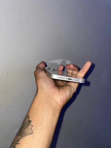 iPhone 13 zerado