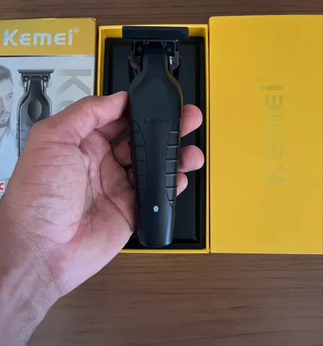 Máquina de Acabamento Kemei KM-2299 Nova | Sem Fio | Profissional