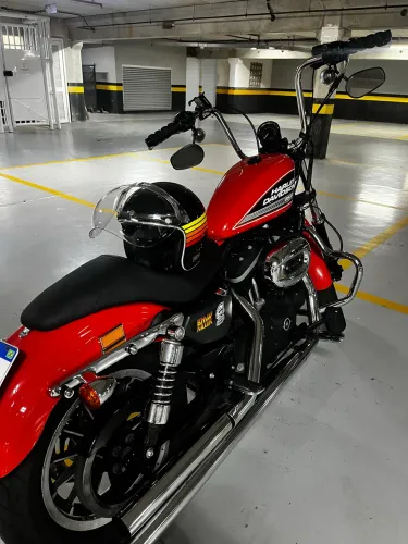 Harley Davidson 883