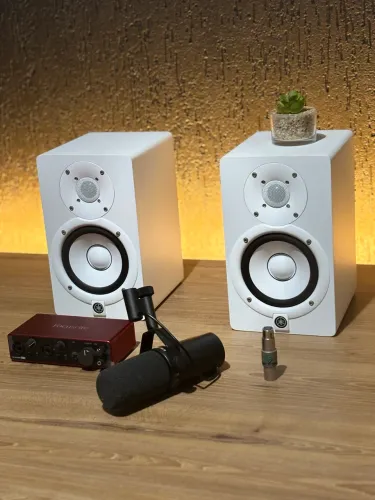 Kit Home Studio