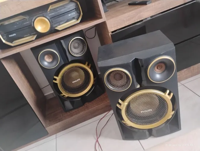 Som Philips 800 w potência