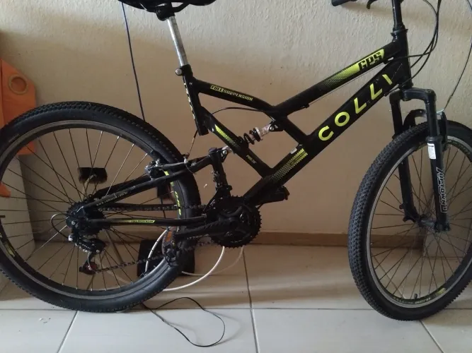 Vende bicicleta nova