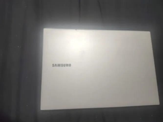 Vendo carcaça para notebook Samsung Np 550