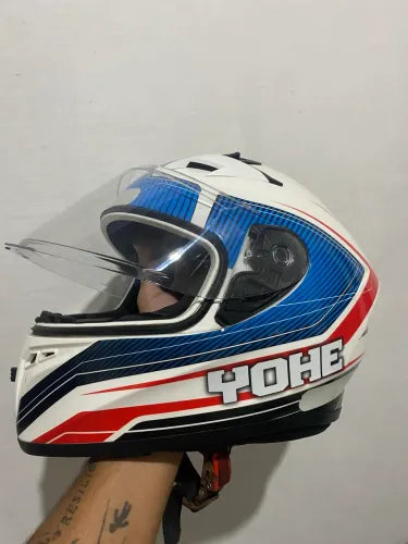 Capacete Yohe - 230,00$