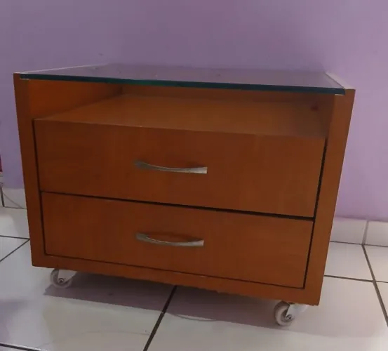 Criado mudo