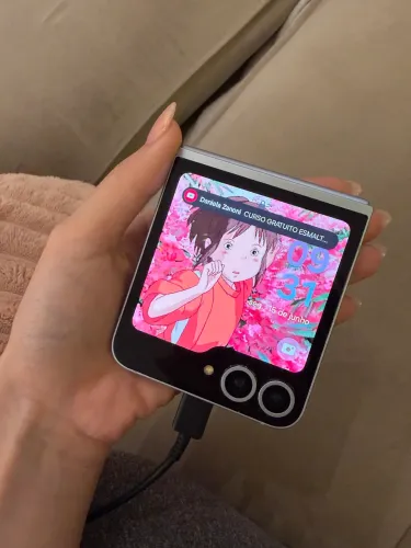 Samsung Galaxy Z Flip 6 