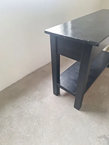 Vendo aparador preto