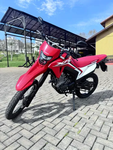 Tornado 300