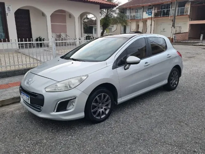 Peugeot 308 Active 1.6 Flex 16V 5P Mec. 2014