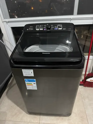 Máquina de lavar Panasonic 12Kg Titânio