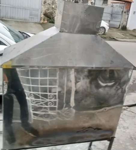 Churrasqueira retrátil fácil de se utilizar 