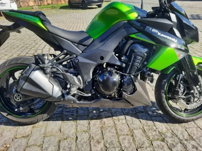 Kawasaki Z 1000 Verde 2011