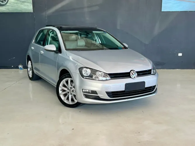 Volkswagen Golf Comfortline 1.4 TSI 140cv Aut. 2015