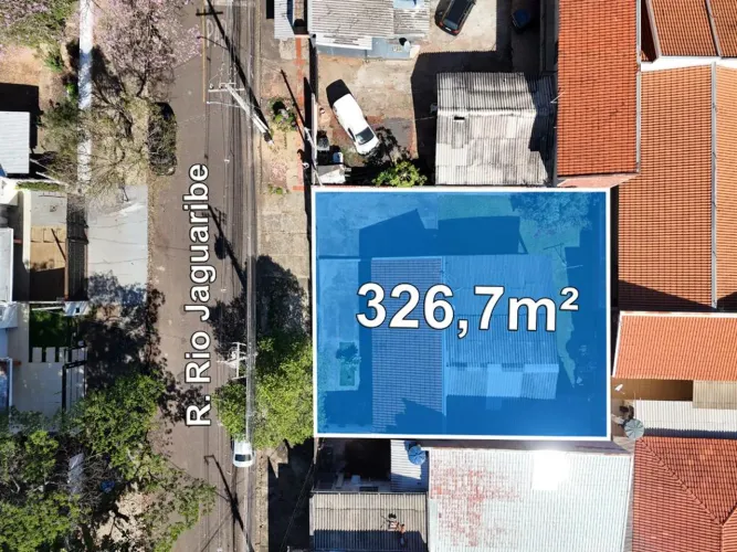 Terreno à venda em Maringá, Conjunto João de Barro Champagnat, com 326.7 m²