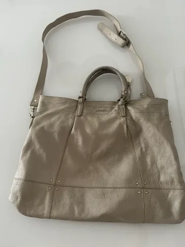 Vendo bolsa Arezzo de couro