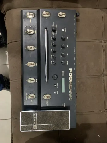 Pedaleira POD HD 400