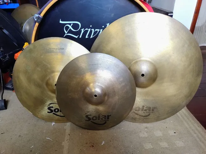 Sabian Solar (kit pratos)