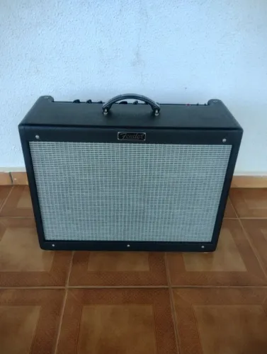 Amplificador Fender Hot Rod Deluxe III Celestion Creamback 65