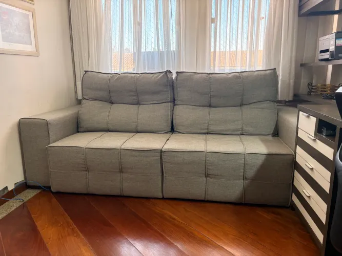 Sofá semi novo