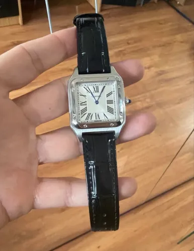 Relogio Cartier Santos Dumont Premium AAA+ Vidro Safira Pulseira Couro Preto