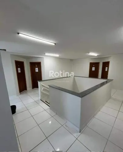 Sala para alugar, Vigilato Pereira - Uberlândia/MG - Rotina Imobiliária